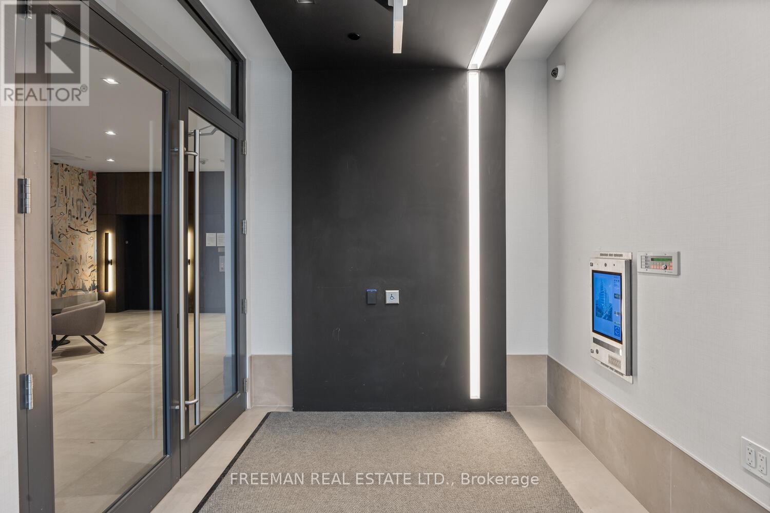 815 - 480 Wilson Avenue N, Toronto, Ontario  M3H 0G1 - Photo 4 - C12477083