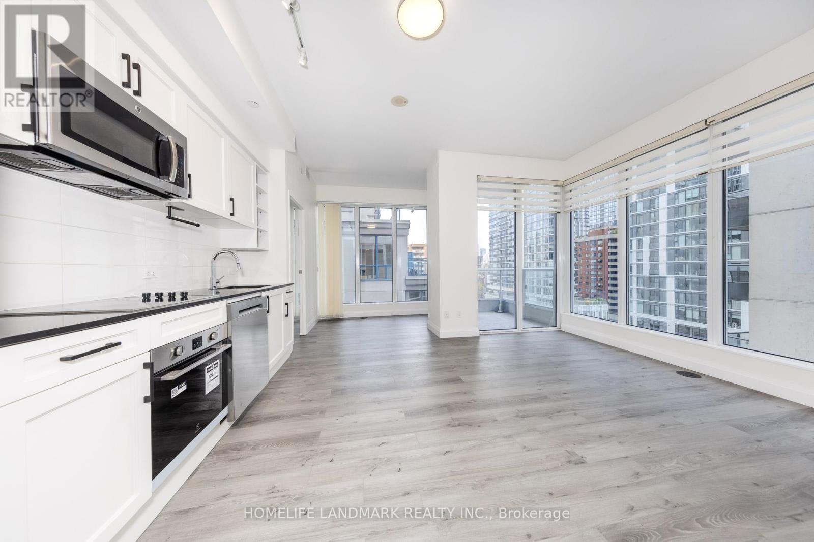 910 - 68 SHUTER STREET, Toronto, Ontario