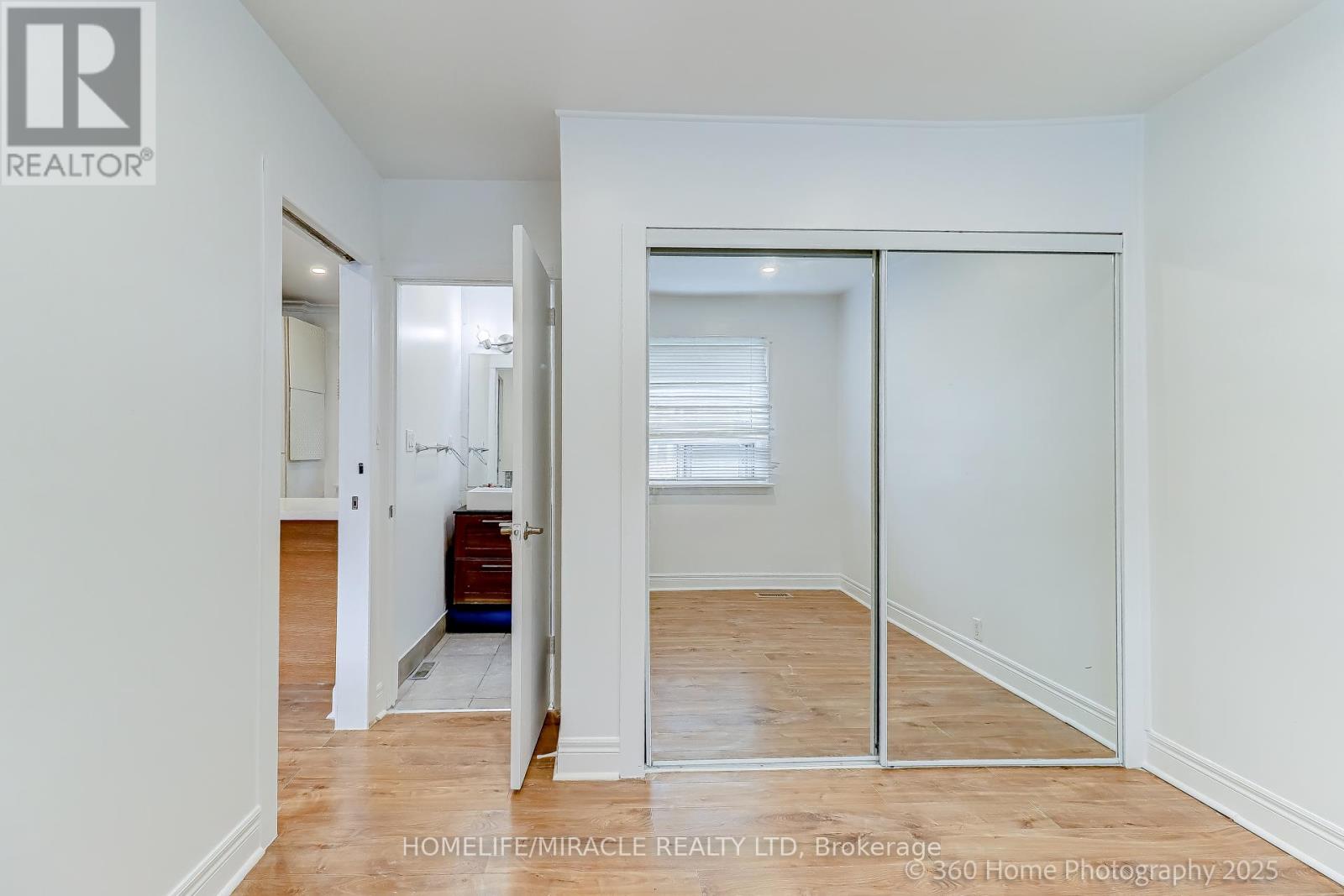 106 Johnston Avenue, Toronto, Ontario  M2N 1H2 - Photo 16 - C12477091