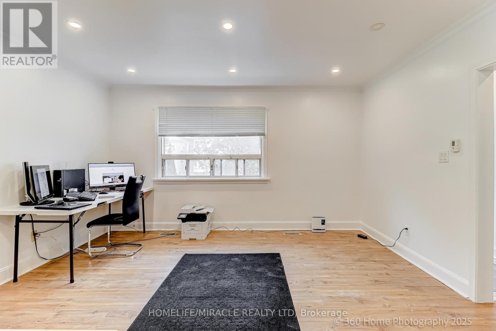 106 Johnston Avenue, Toronto, Ontario  M2N 1H2 - Photo 8 - C12477091
