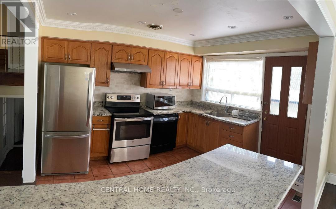 20 Goulding Avenue, Toronto, Ontario  M2M 1K9 - Photo 9 - C12477098