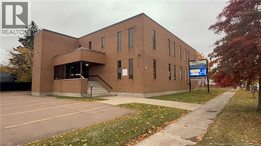 567 St George Street, Moncton, New Brunswick  E1E 2B9 - Photo 1 - NB128785