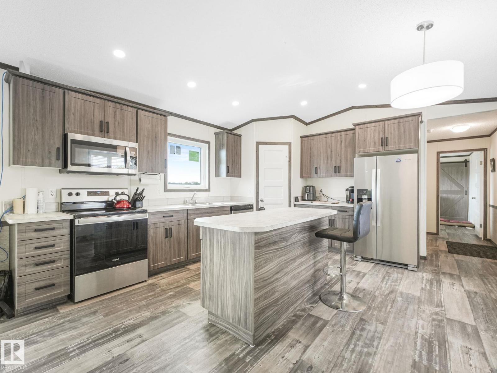 56432 Hwy 777, Rural Barrhead County, Alberta  T7N 0L6 - Photo 11 - E4454226