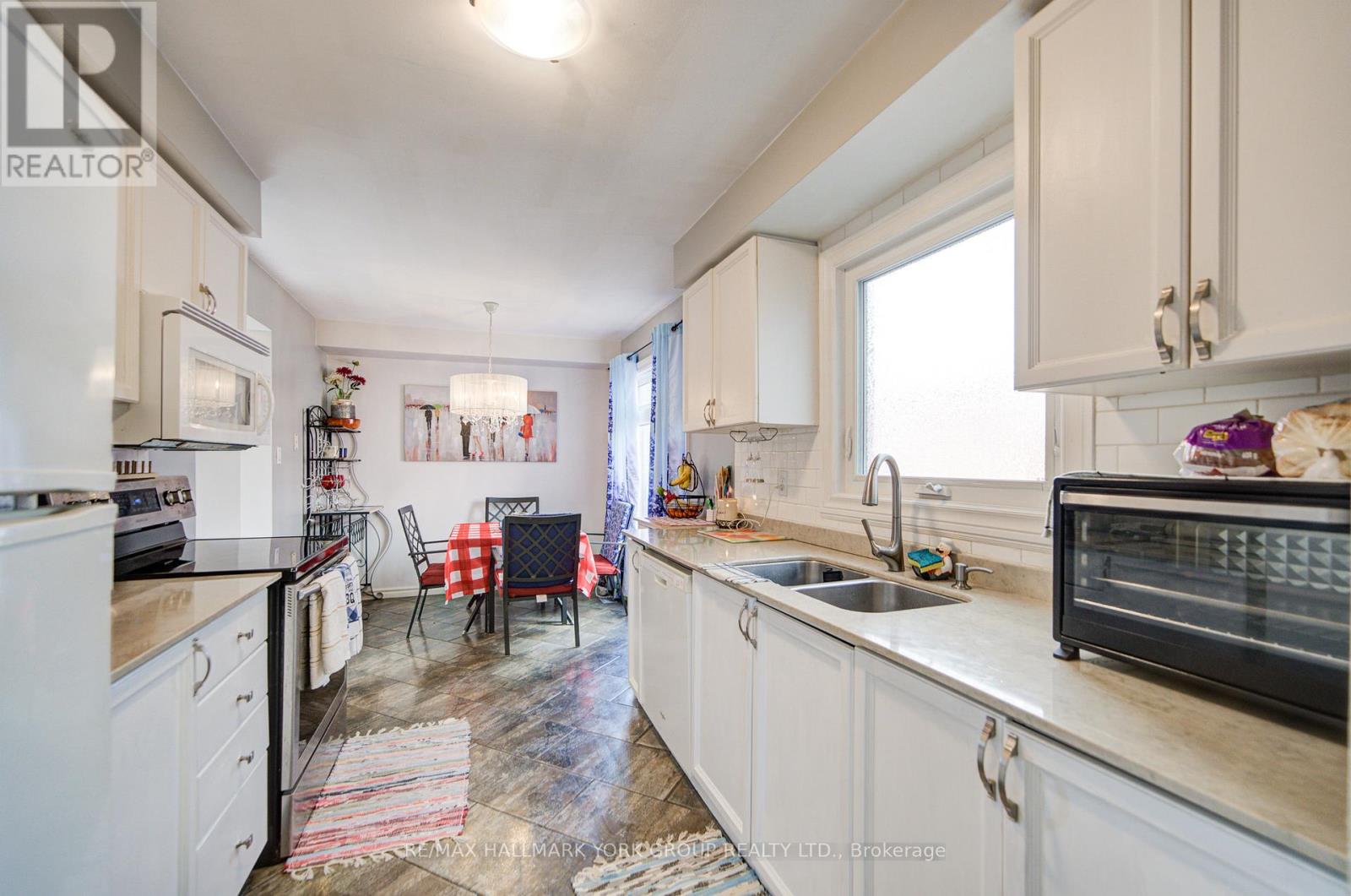 1 Parklawn Drive, Clarington, Ontario  L1E 1Y8 - Photo 6 - E12477117