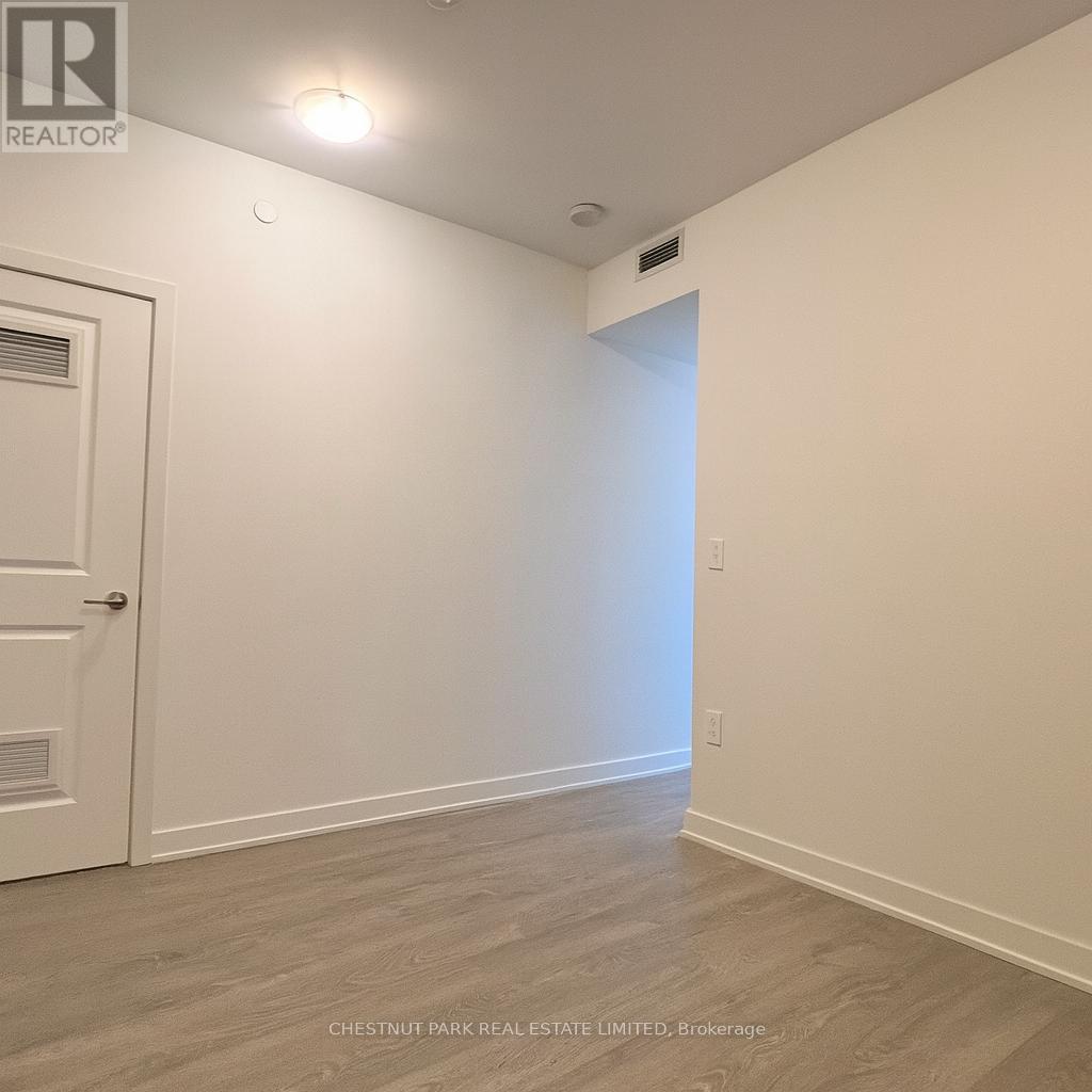 308 - 120 Eagle Rock Way, Vaughan, Ontario  L6A 5C9 - Photo 6 - N12476960