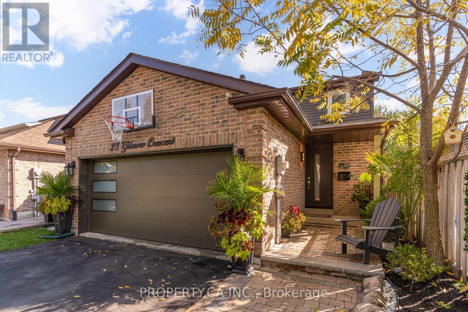 23 GILMORE CRESCENT, Vaughan, Ontario