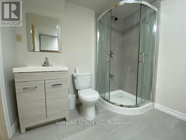 53 Spring Gate Boulevard, Vaughan, Ontario  L4J 3C9 - Photo 10 - N12477040