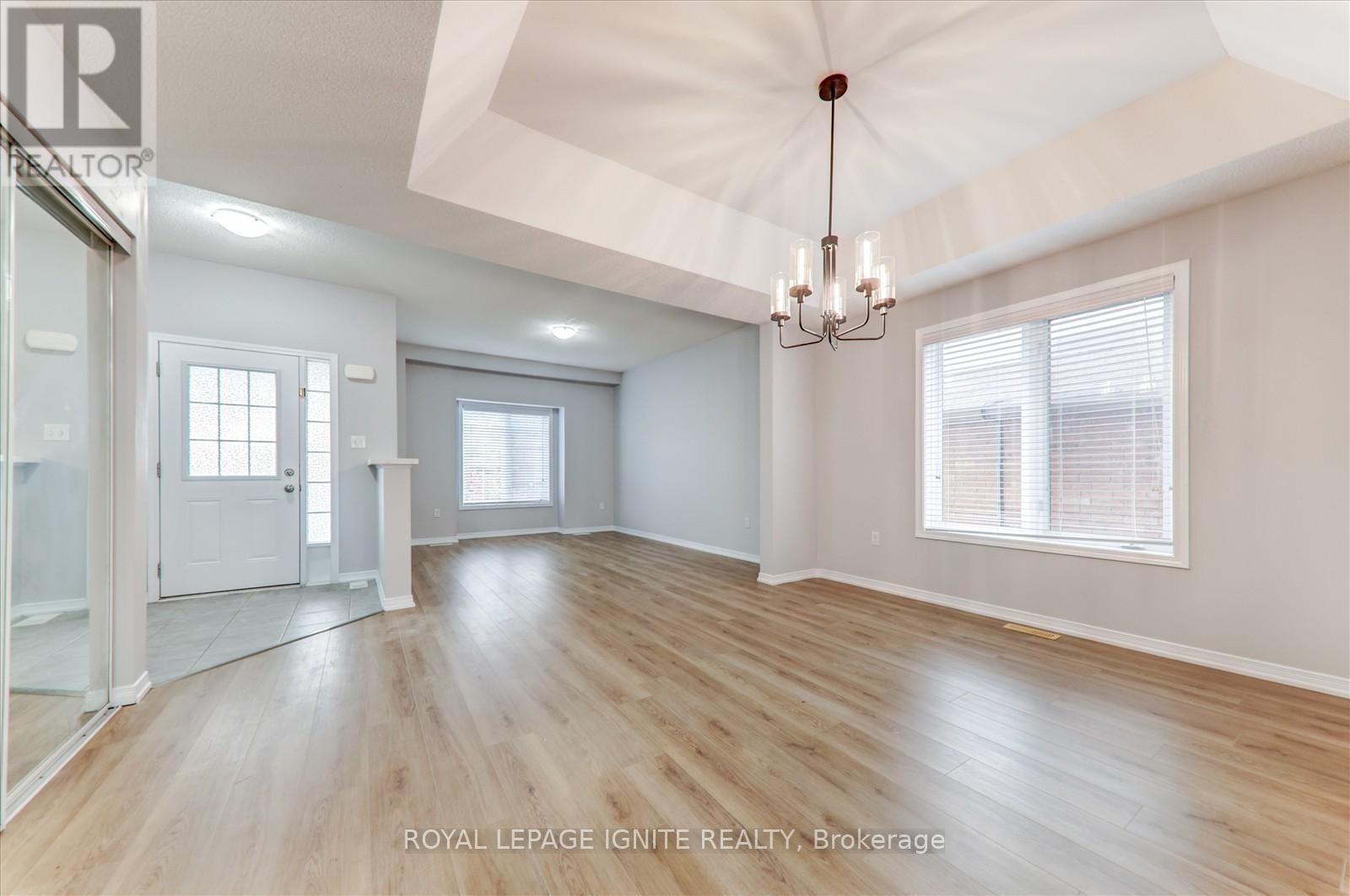 1447 Bassingthwaite Court, Innisfil, Ontario  L9S 0E1 - Photo 9 - N12477090