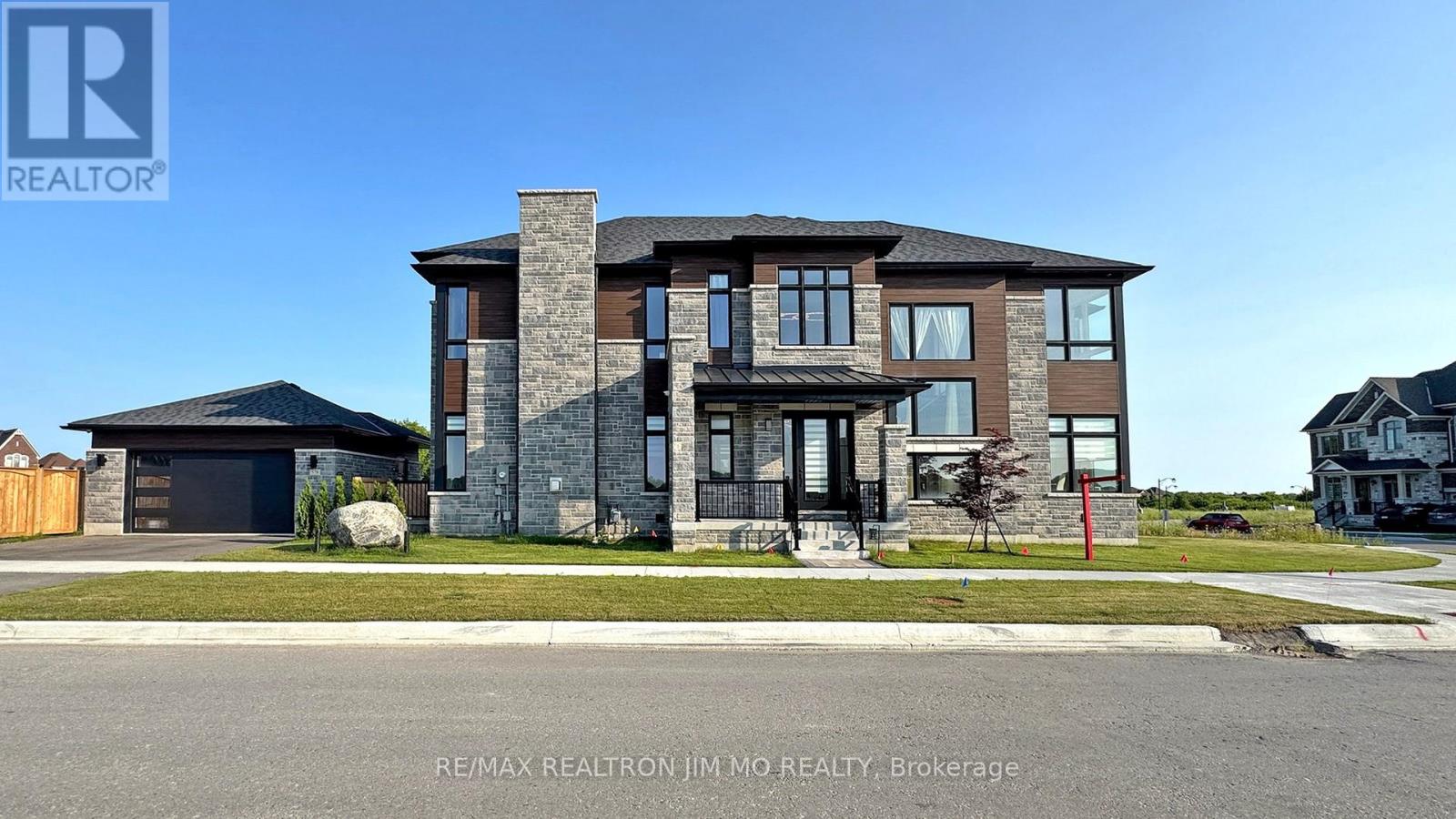 578 Baker Hill Boulevard, Whitchurch-Stouffville, Ontario  L4A 0T8 - Photo 2 - N12477108