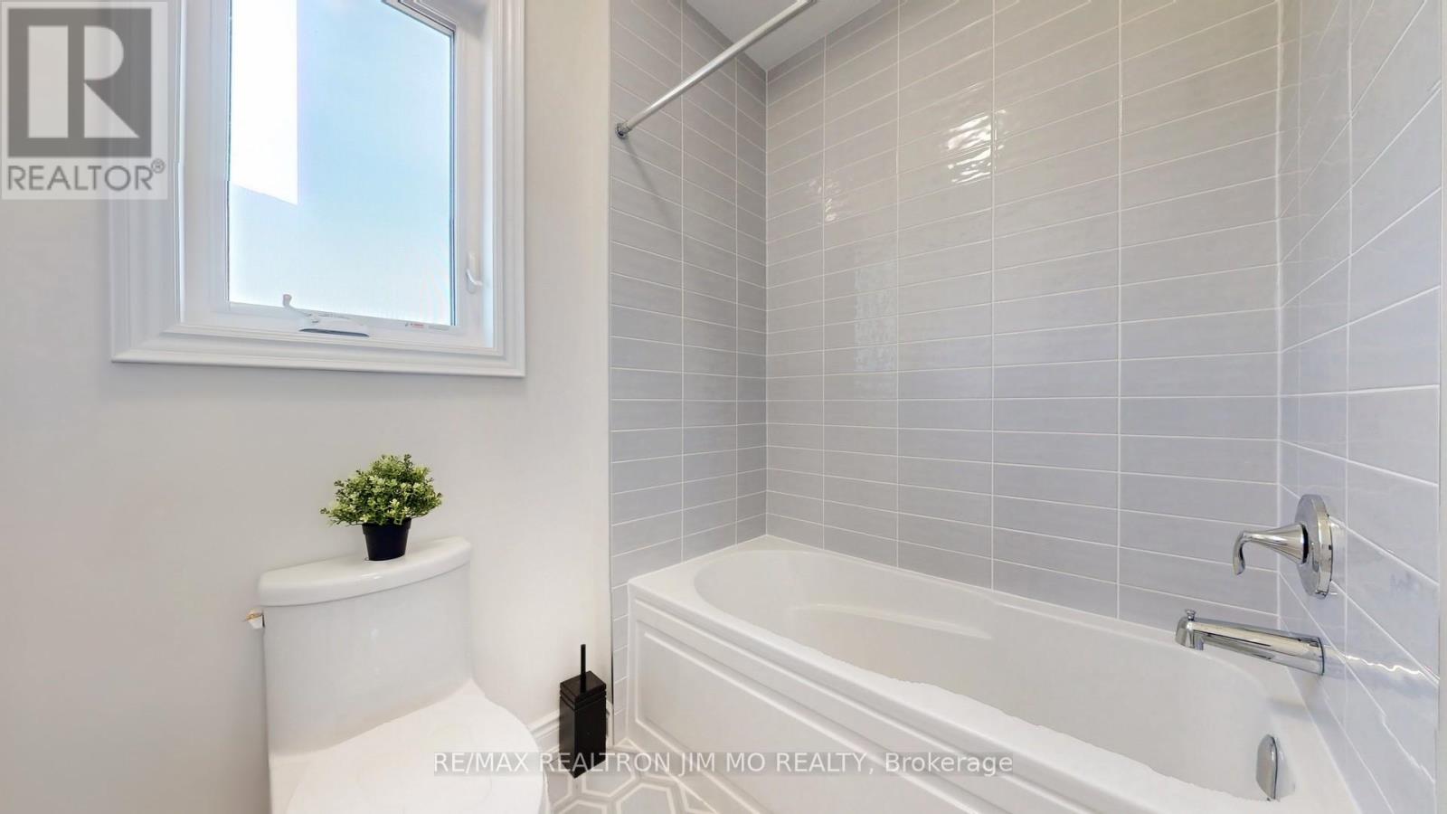 578 Baker Hill Boulevard, Whitchurch-Stouffville, Ontario  L4A 0T8 - Photo 42 - N12477108
