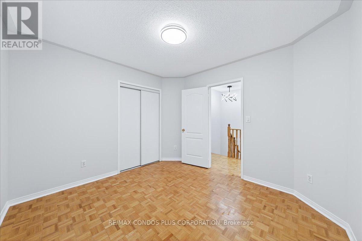 289 Deepsprings Crescent, Vaughan, Ontario  L6A 3L6 - Photo 27 - N12477115