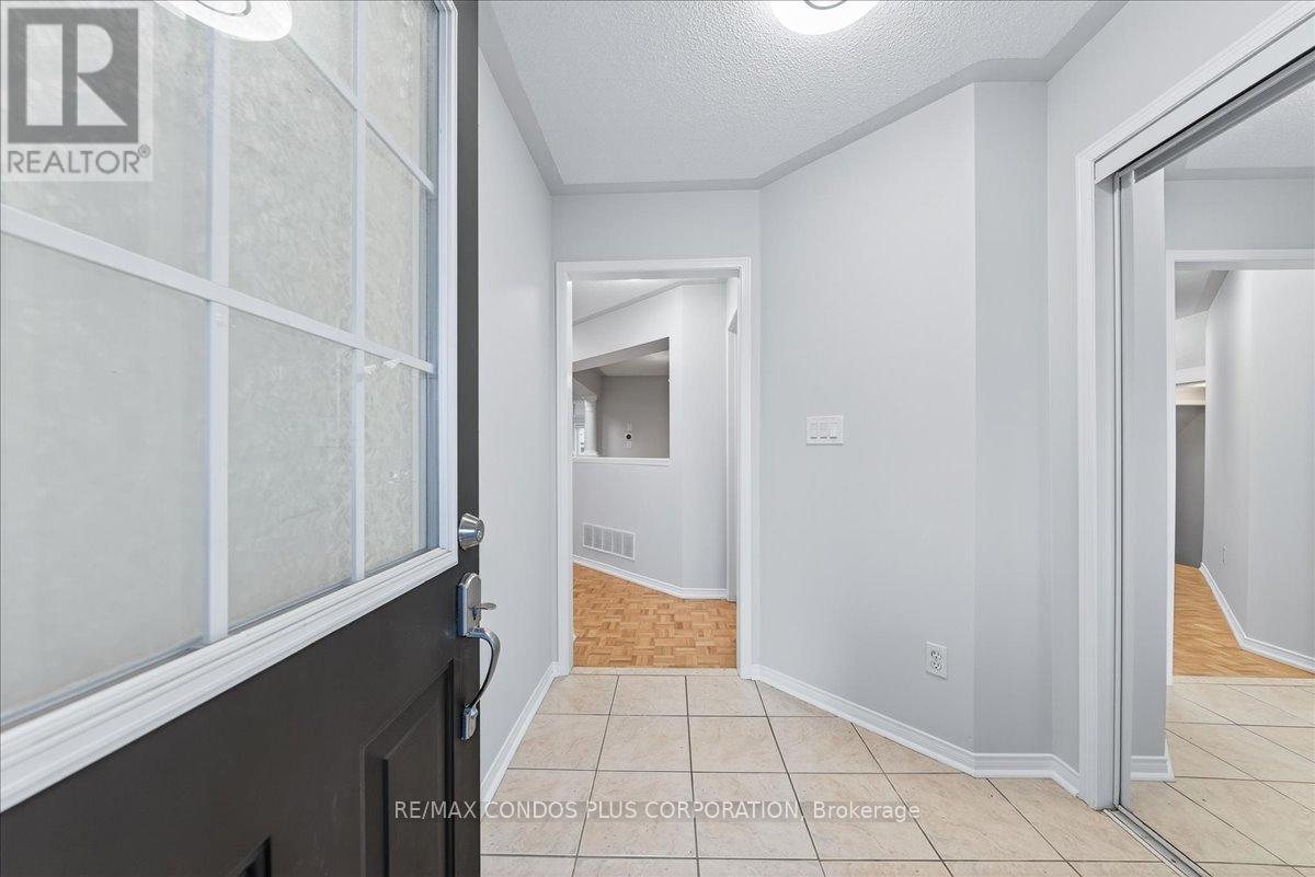 289 Deepsprings Crescent, Vaughan, Ontario  L6A 3L6 - Photo 7 - N12477115