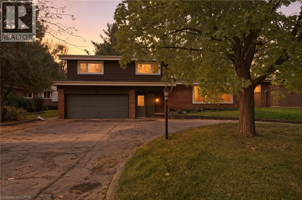 117 Little John Road, Hamilton, Ontario  L9H 4H2 - Photo 1 - 40780380