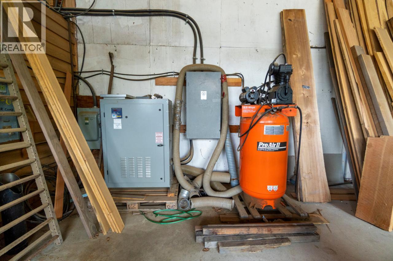 209 Lardeau River Road, Meadow Creek, British Columbia  V0G 1N0 - Photo 34 - 10366531