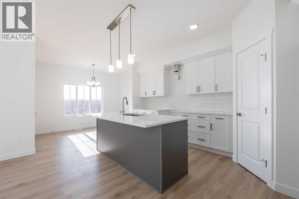 93 Sora Gardens Se, Calgary, Alberta  T3S 0V3 - Photo 8 - A2247756