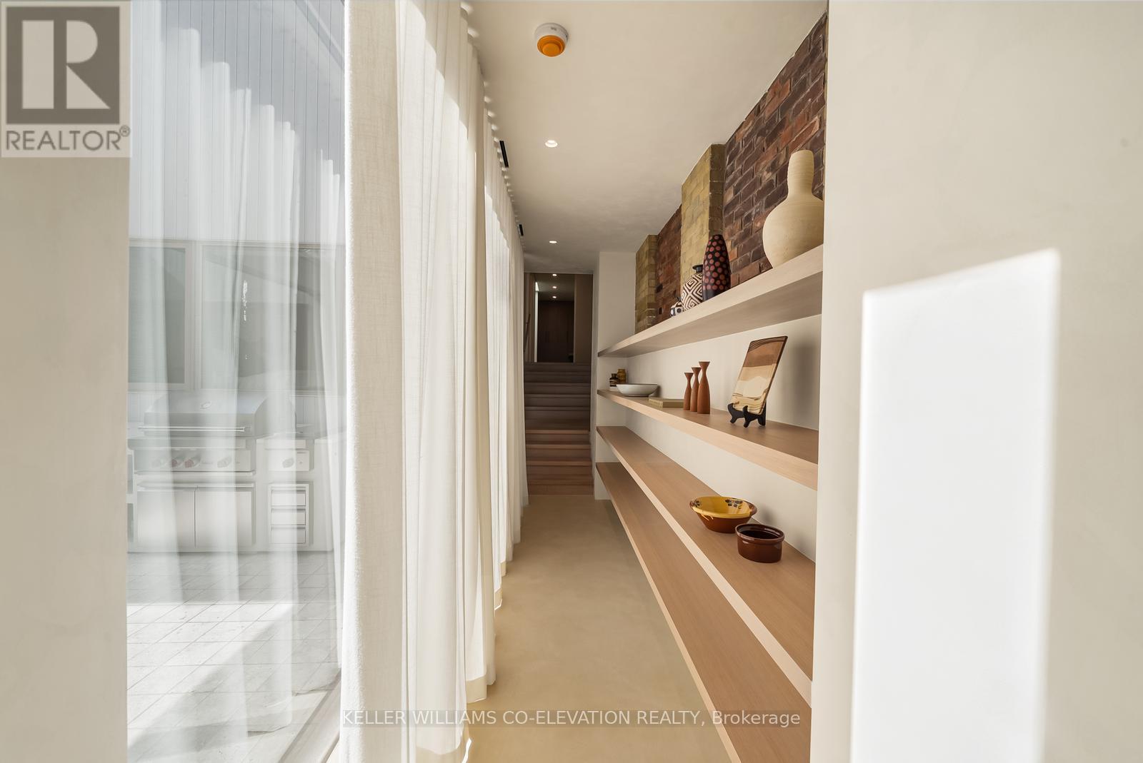 1 - 722 Lansdowne Avenue, Toronto, Ontario  M6H 3Y8 - Photo 33 - W12471058