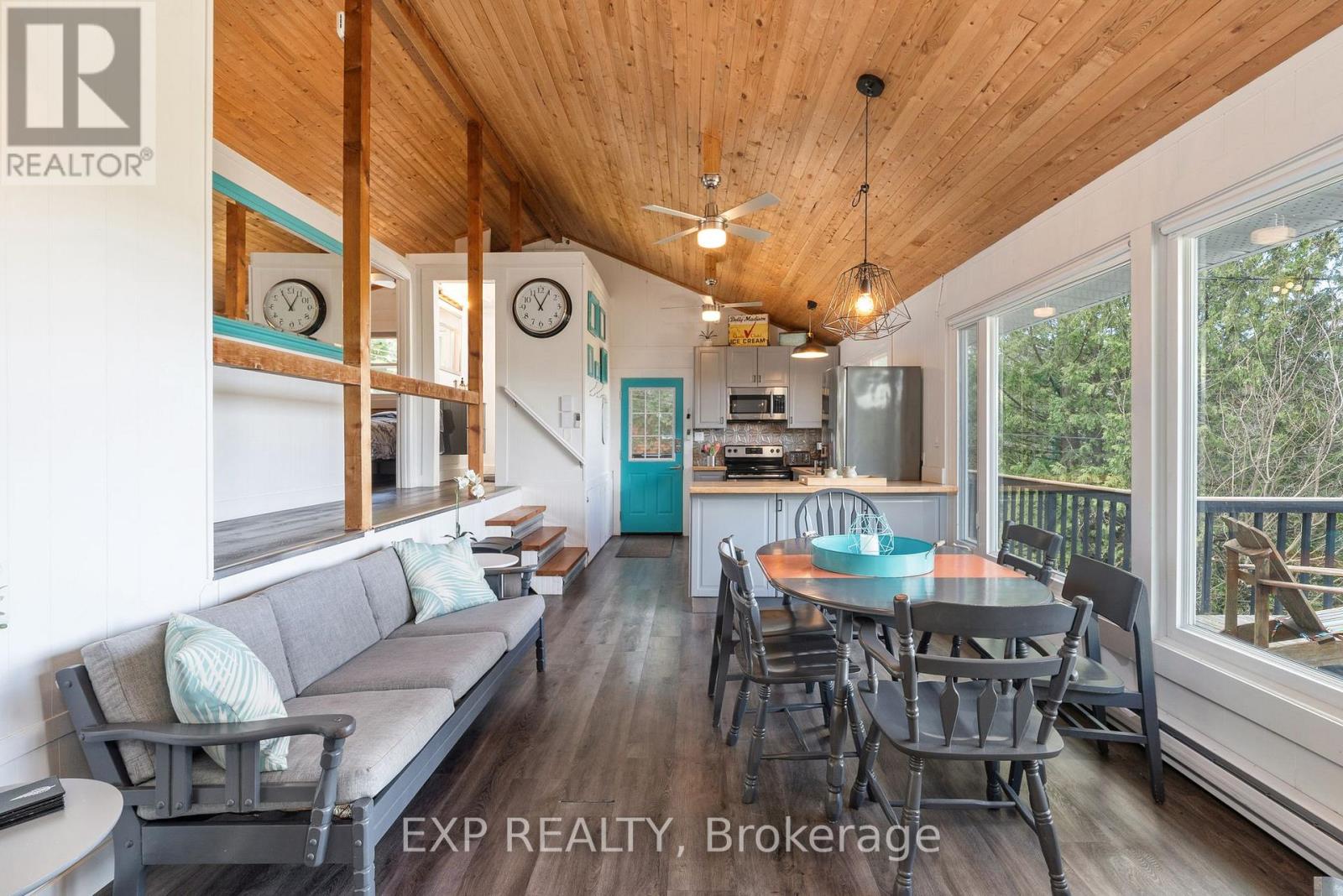 23 Pc Lane, Prince Edward County, Ontario K0K 2T0 - Photo 12 - X12477154