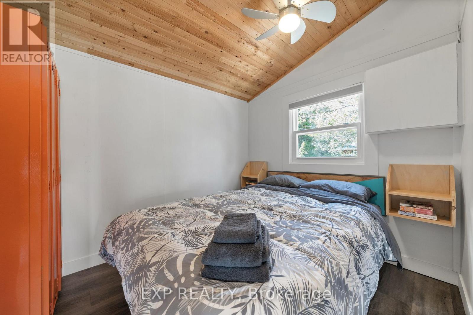 23 Pc Lane, Prince Edward County, Ontario K0K 2T0 - Photo 17 - X12477154