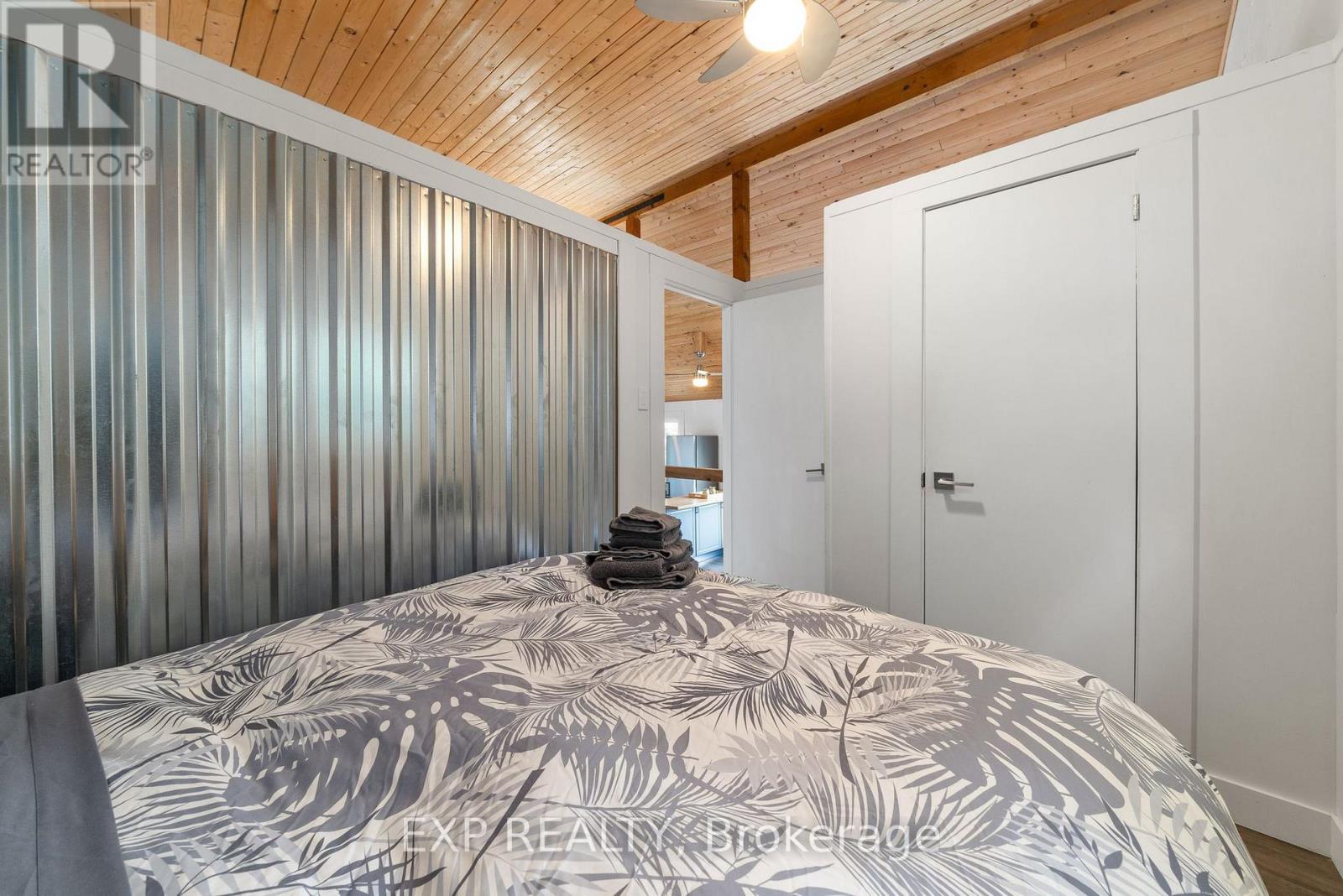 23 Pc Lane, Prince Edward County, Ontario K0K 2T0 - Photo 21 - X12477154