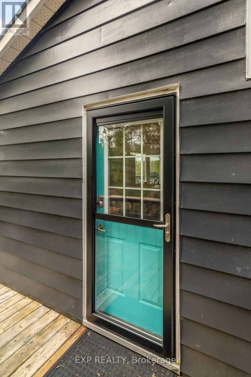 23 Pc Lane, Prince Edward County, Ontario K0K 2T0 - Photo 22 - X12477154