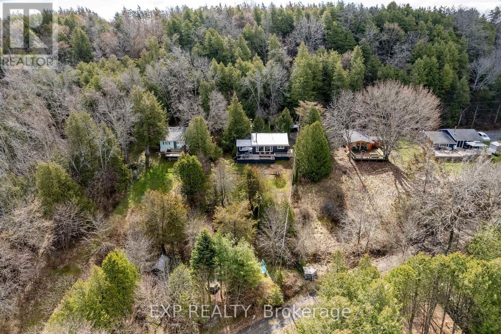 23 Pc Lane, Prince Edward County, Ontario K0K 2T0 - Photo 3 - X12477154