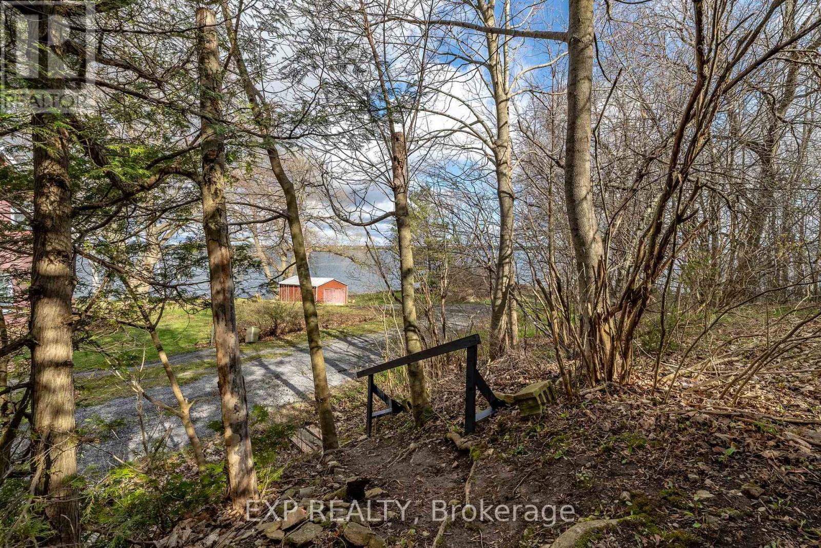 23 Pc Lane, Prince Edward County, Ontario K0K 2T0 - Photo 33 - X12477154