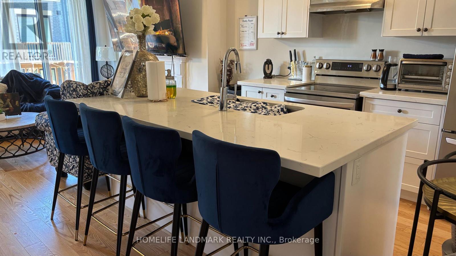 42 Lake Trail Way, Whitby, Ontario  L1M 0M3 - Photo 16 - E12440564