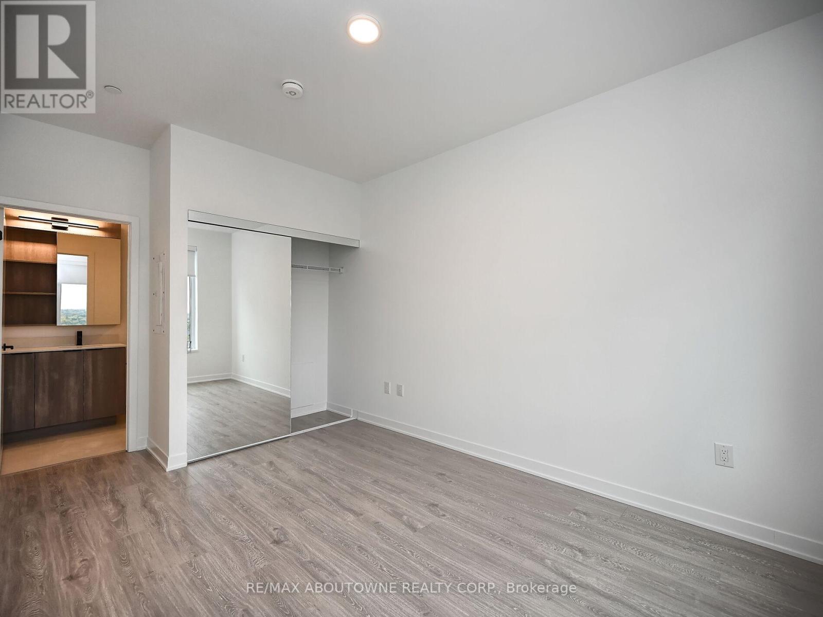 704 - 1495 Eglinton Avenue W, Mississauga, Ontario  L5M 2V8 - Photo 25 - W12477030