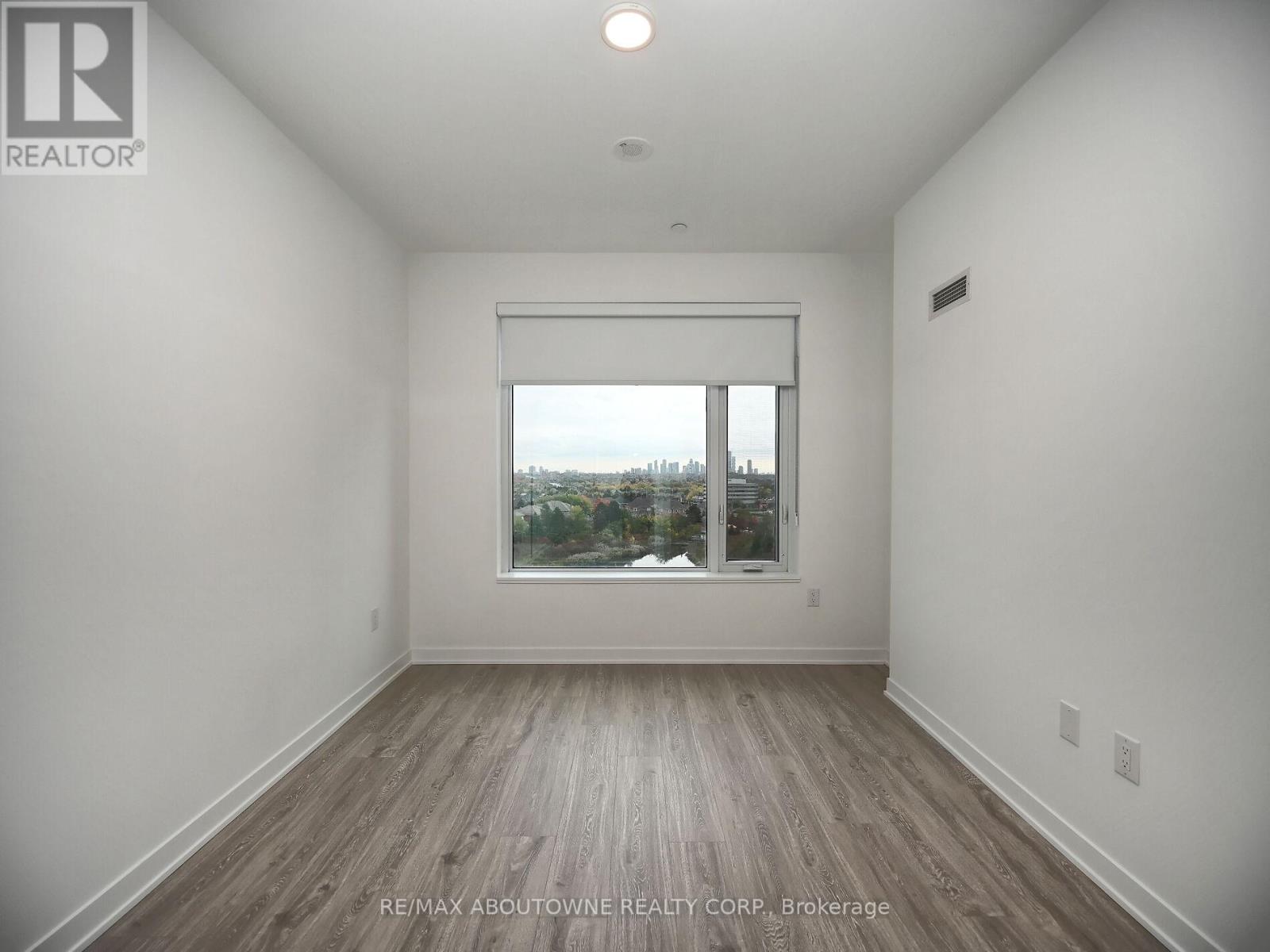 704 - 1495 Eglinton Avenue W, Mississauga, Ontario  L5M 2V8 - Photo 26 - W12477030