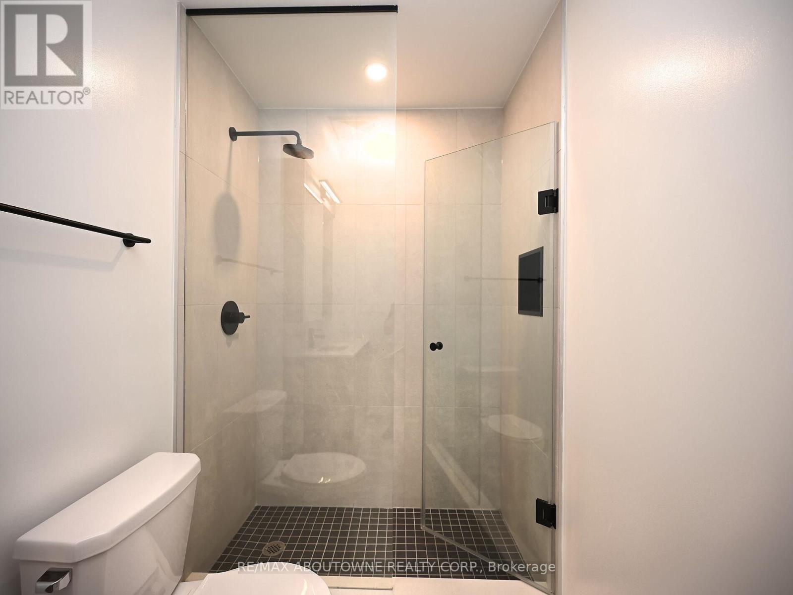 704 - 1495 Eglinton Avenue W, Mississauga, Ontario  L5M 2V8 - Photo 28 - W12477030