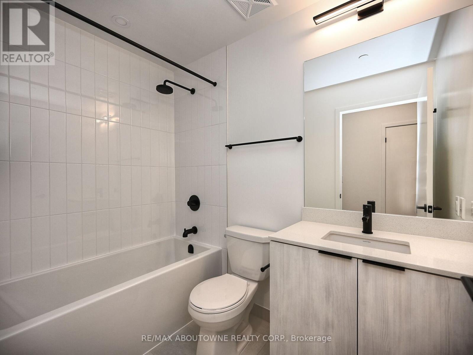 704 - 1495 Eglinton Avenue W, Mississauga, Ontario  L5M 2V8 - Photo 31 - W12477030