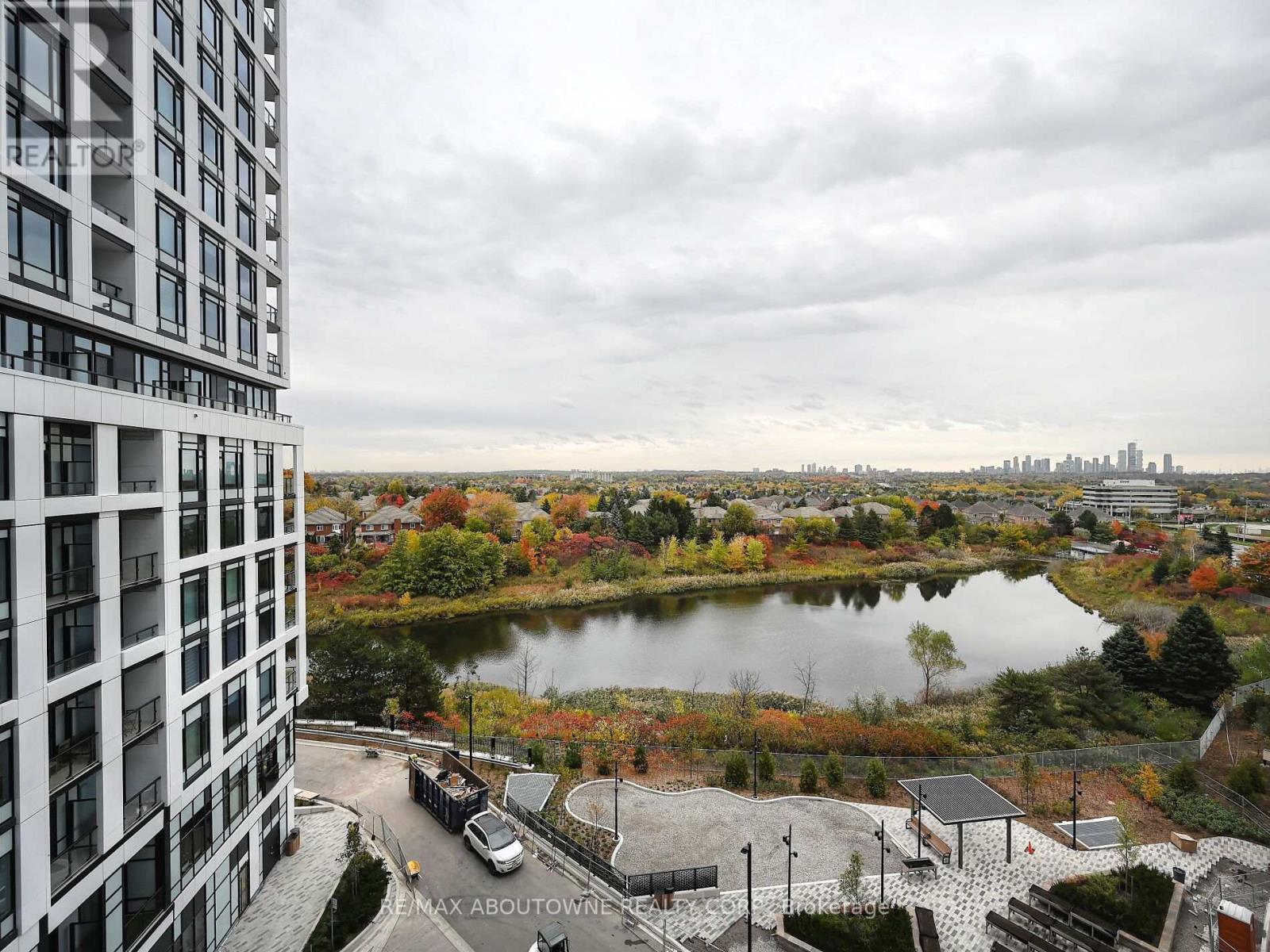 704 - 1495 Eglinton Avenue W, Mississauga, Ontario  L5M 2V8 - Photo 35 - W12477030