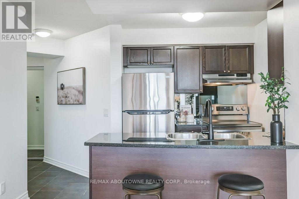 405 - 2325 Central Park Drive, Oakville, Ontario  L6H 0E2 - Photo 19 - W12477053