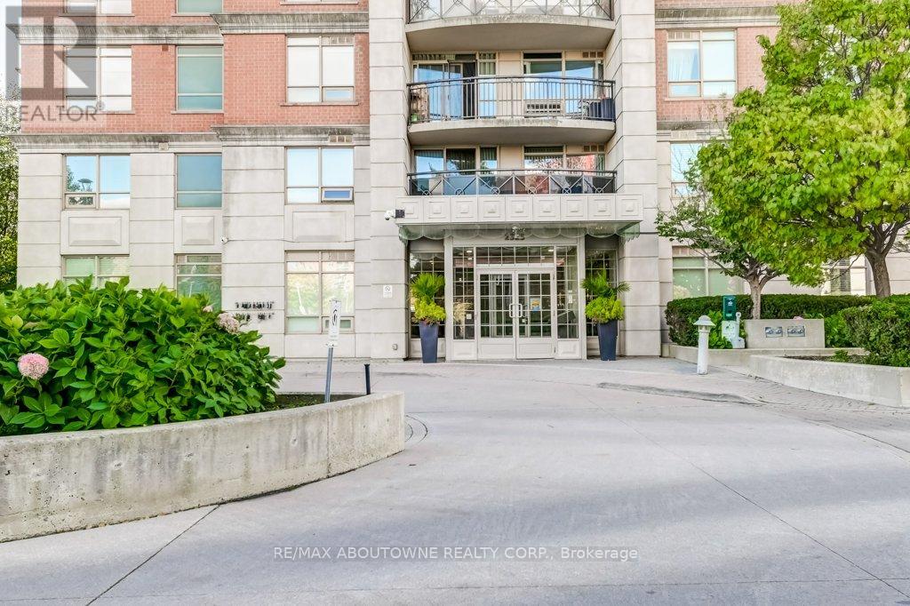 405 - 2325 Central Park Drive, Oakville, Ontario  L6H 0E2 - Photo 3 - W12477053