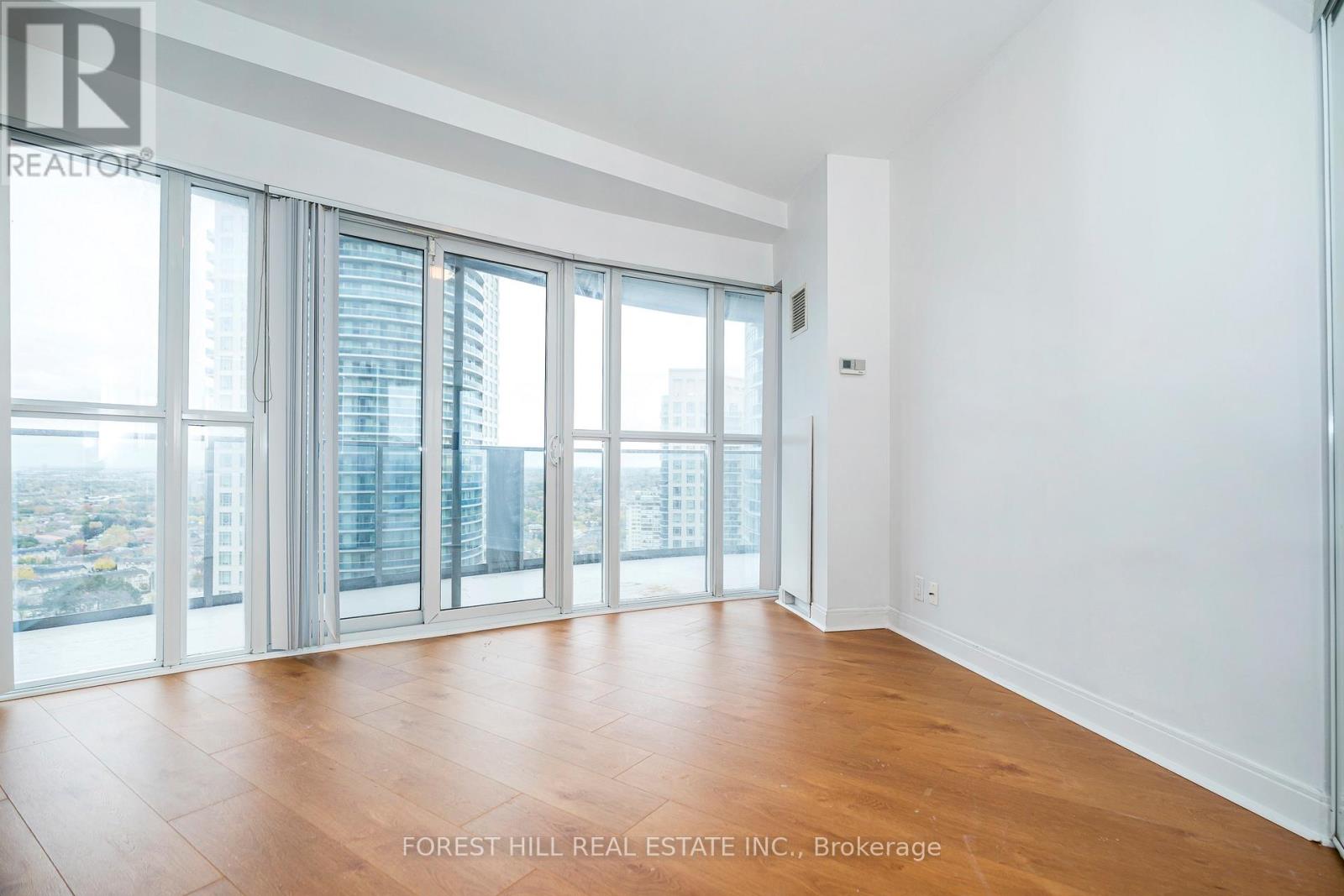 2207 - 60 Absolute Avenue, Mississauga, Ontario  L4Z 0A9 - Photo 5 - W12477058
