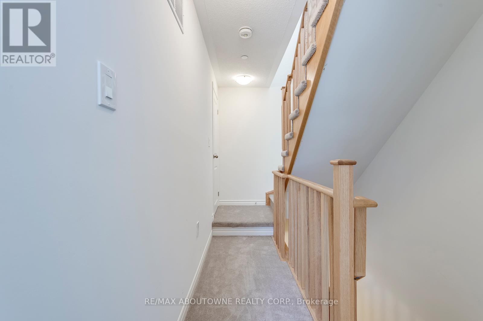 15 - 2212 Bromsgrove Road, Mississauga, Ontario  L5J 0B3 - Photo 25 - W12477067