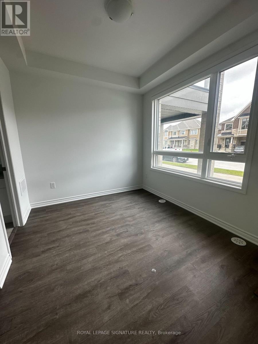 24 - 1259 Lily Crescent, Milton, Ontario  L9E 2C1 - Photo 3 - W12477079
