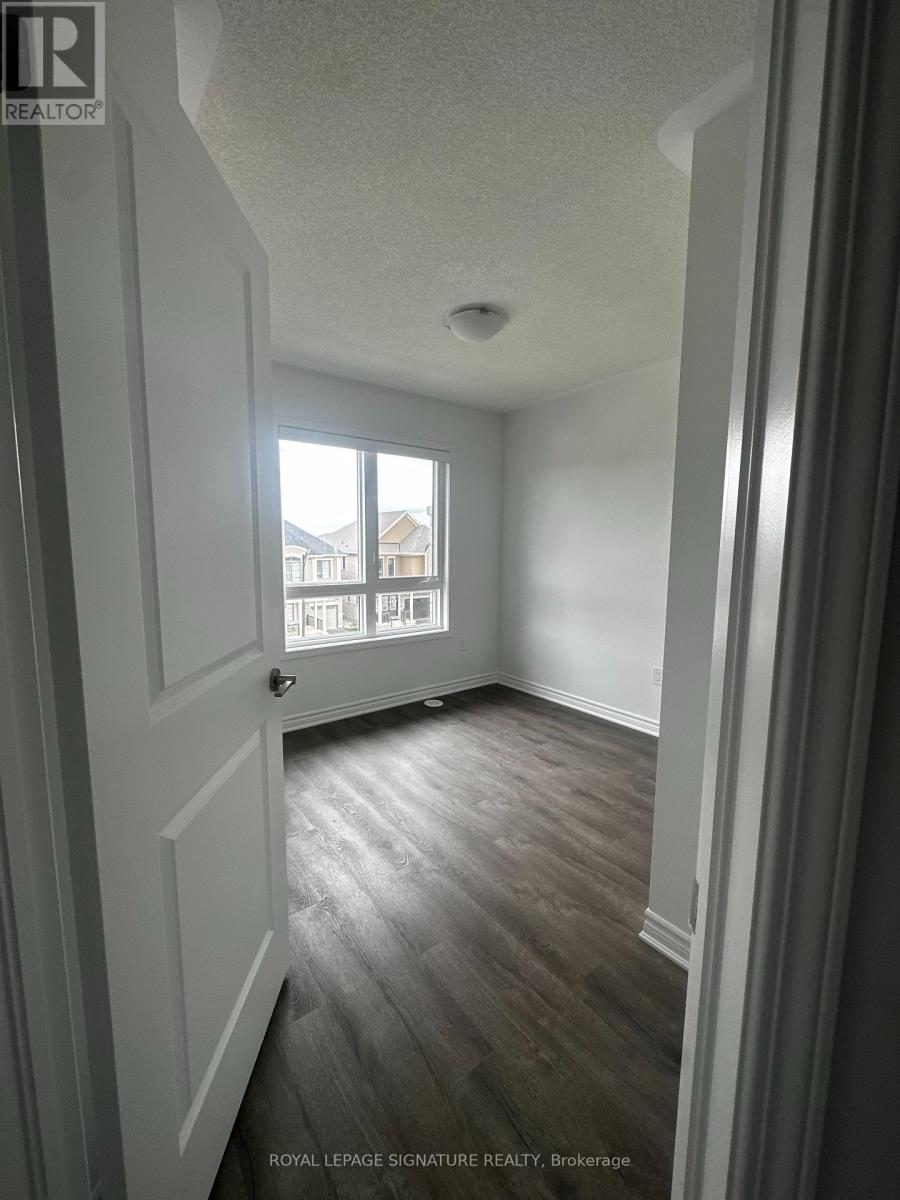 24 - 1259 Lily Crescent, Milton, Ontario  L9E 2C1 - Photo 7 - W12477079