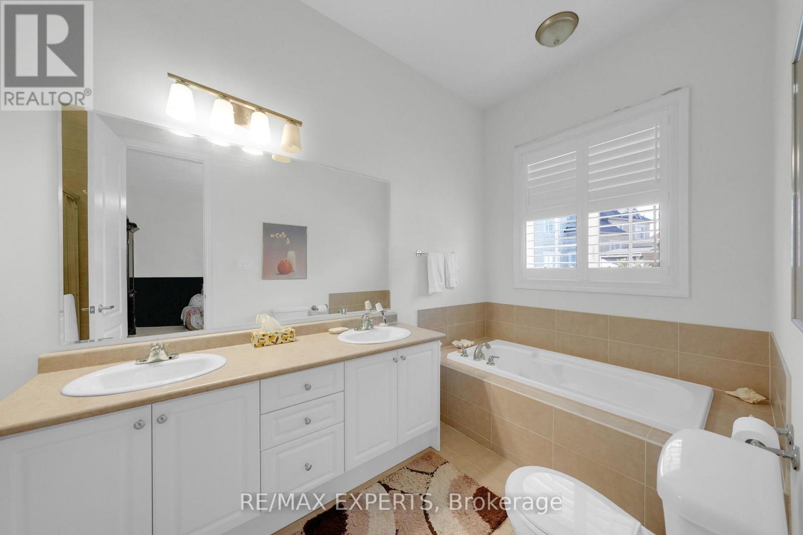10 Falkland Road, Brampton, Ontario  L6P 4C3 - Photo 22 - W12477103