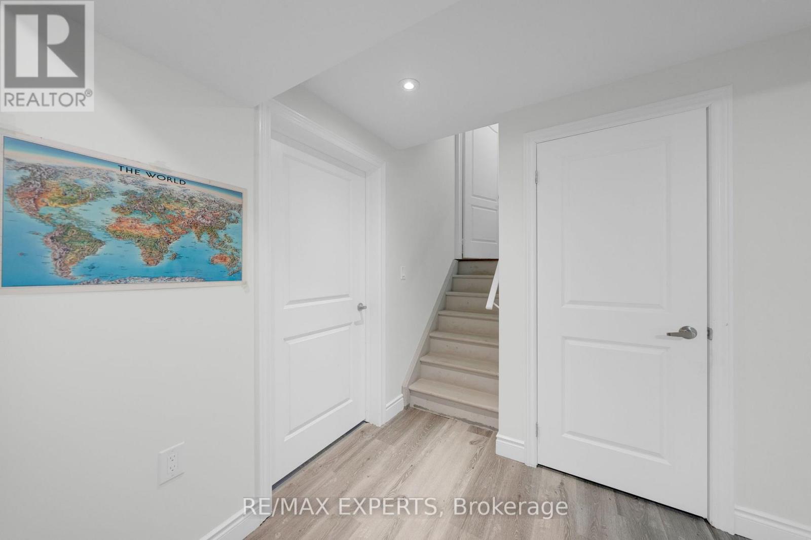 10 Falkland Road, Brampton, Ontario  L6P 4C3 - Photo 32 - W12477103