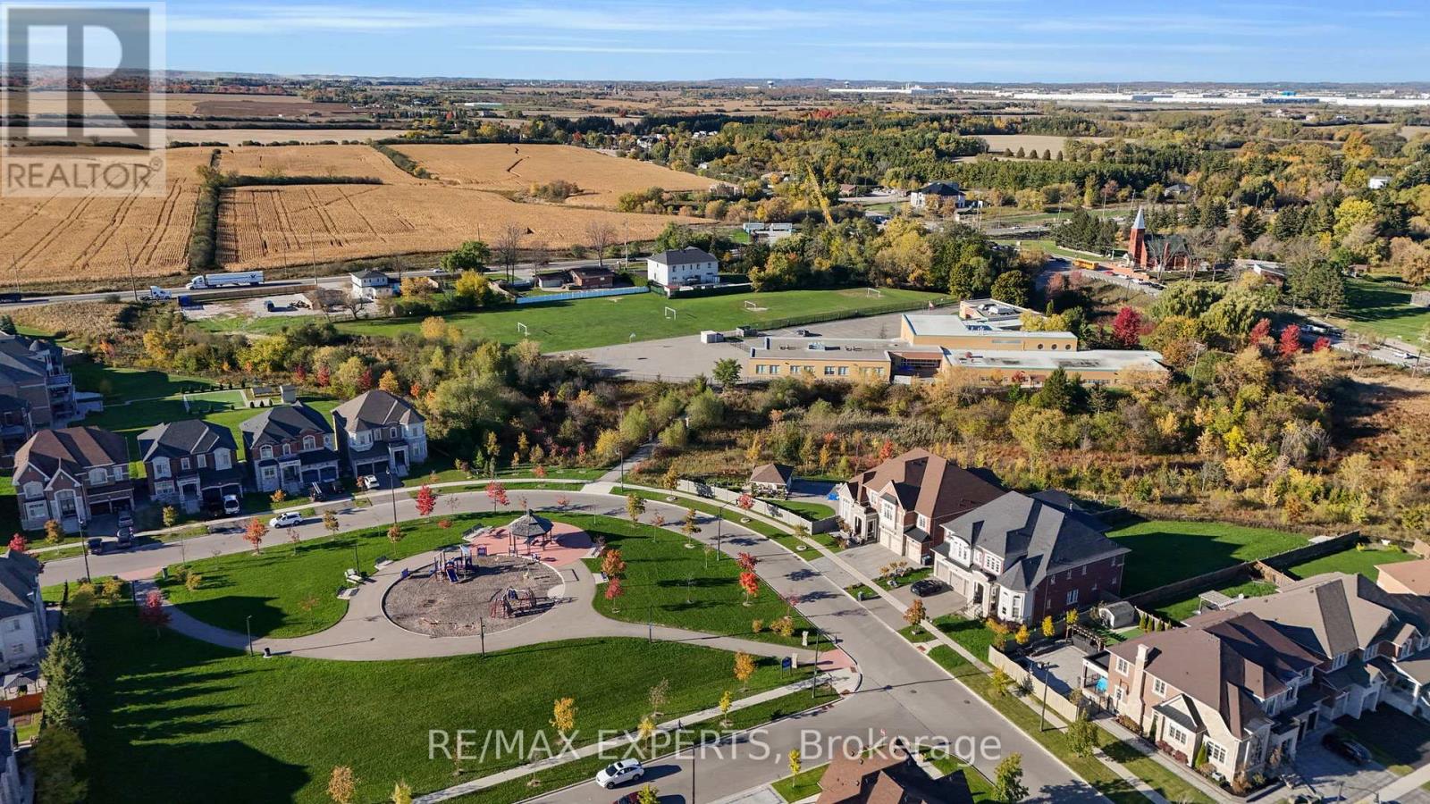 10 Falkland Road, Brampton, Ontario  L6P 4C3 - Photo 47 - W12477103