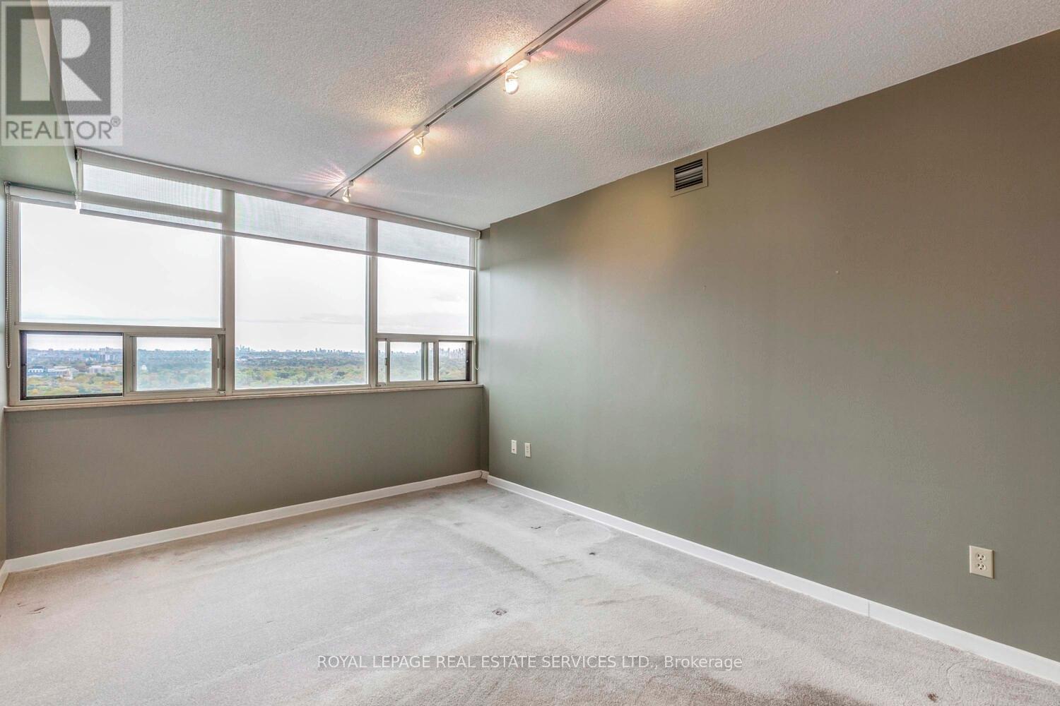 2805 - 1300 Islington Ave Crescent, Toronto, Ontario  M9A 5C4 - Photo 14 - W12477106