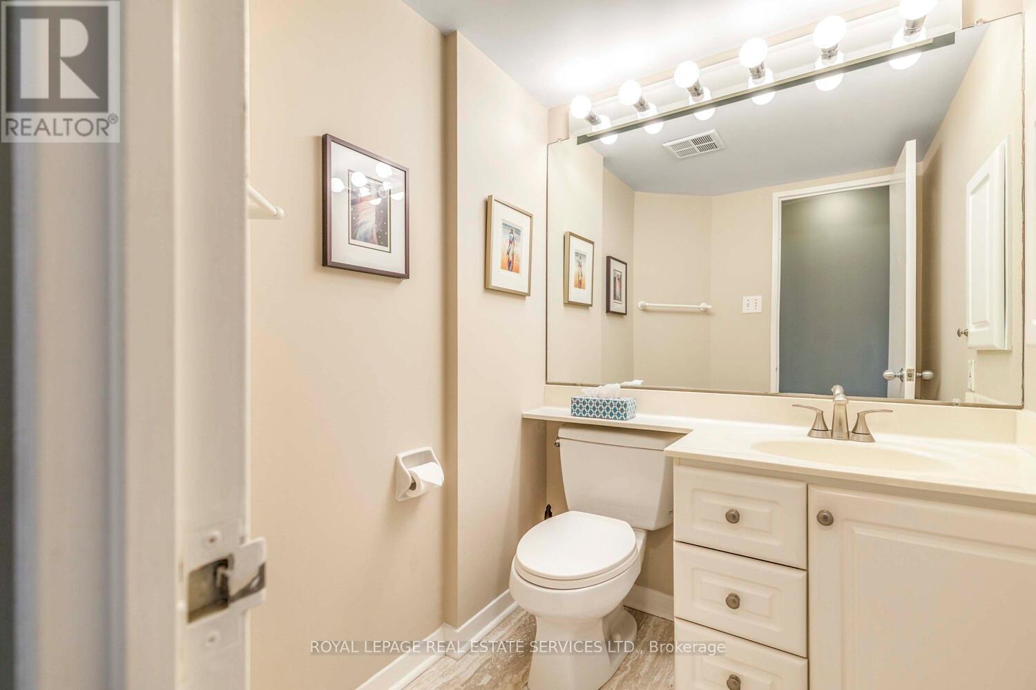 2805 - 1300 Islington Ave Crescent, Toronto, Ontario  M9A 5C4 - Photo 16 - W12477106