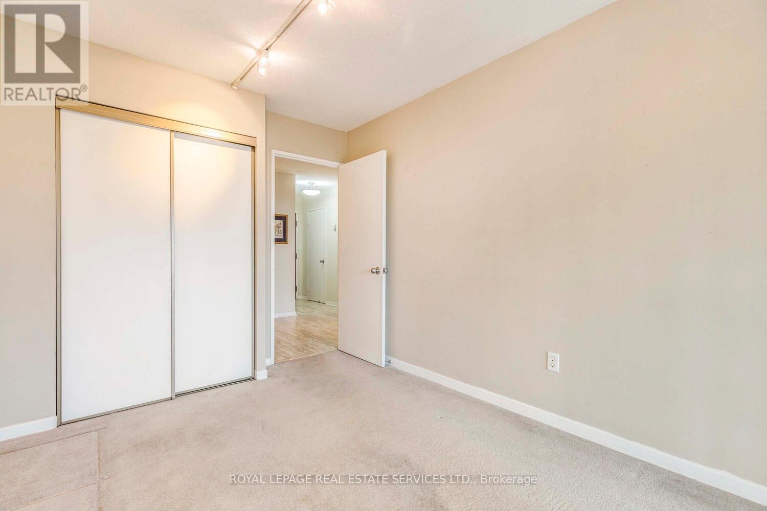 2805 - 1300 Islington Ave Crescent, Toronto, Ontario  M9A 5C4 - Photo 18 - W12477106