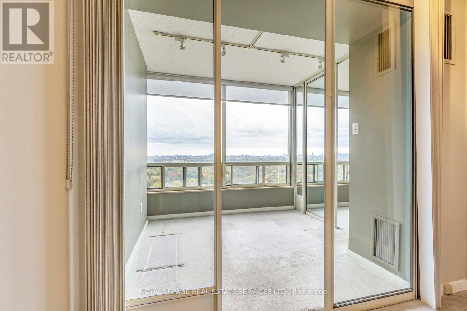 2805 - 1300 Islington Ave Crescent, Toronto, Ontario  M9A 5C4 - Photo 19 - W12477106