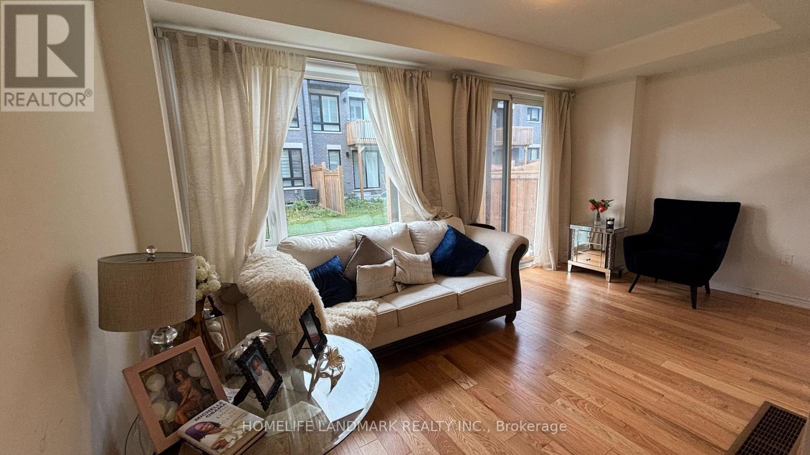 42 Lake Trail Way, Whitby, Ontario  L1M 0M3 - Photo 8 - E12440564