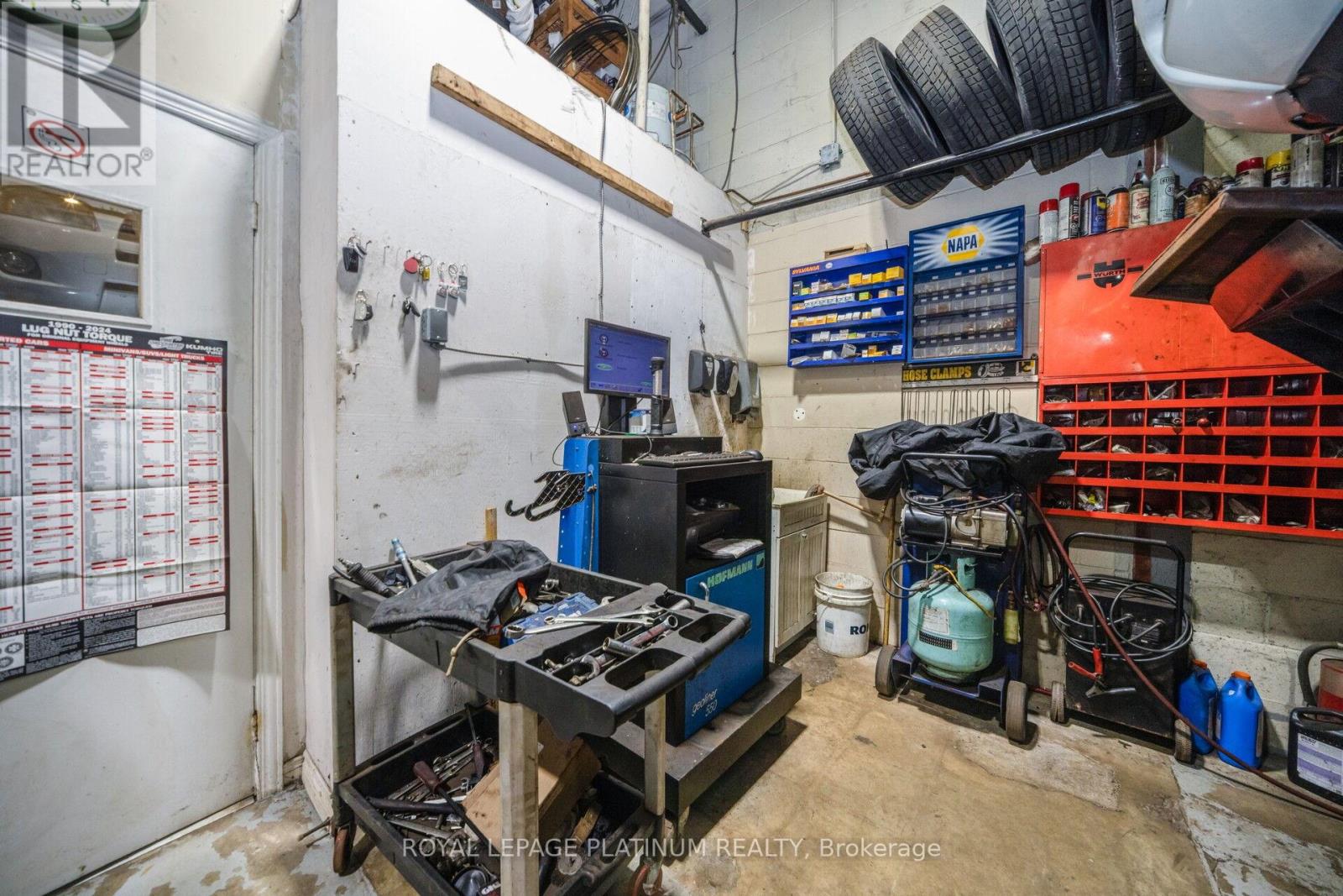 Unit 10 - 85 Rosedale Avenue W, Brampton, Ontario L6X 4H5 - Photo 18 - W12477122