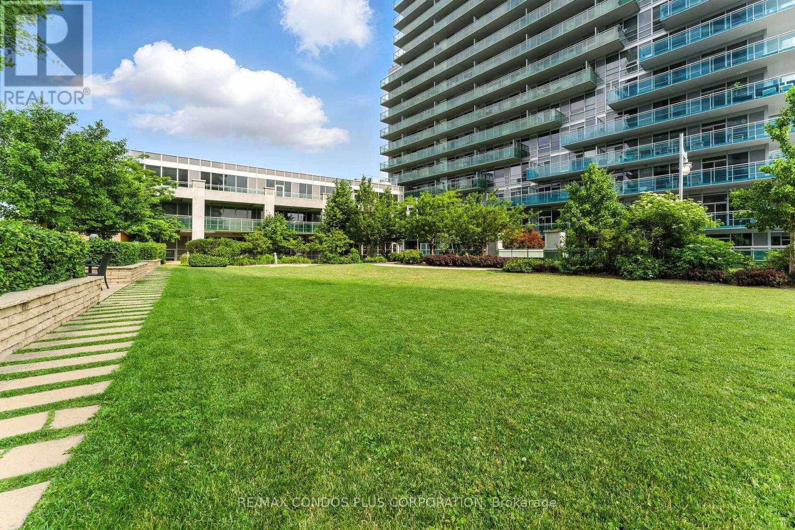 16 Brookers Lane S, Toronto, Ontario  M8V 0A5 - Photo 34 - W12477124