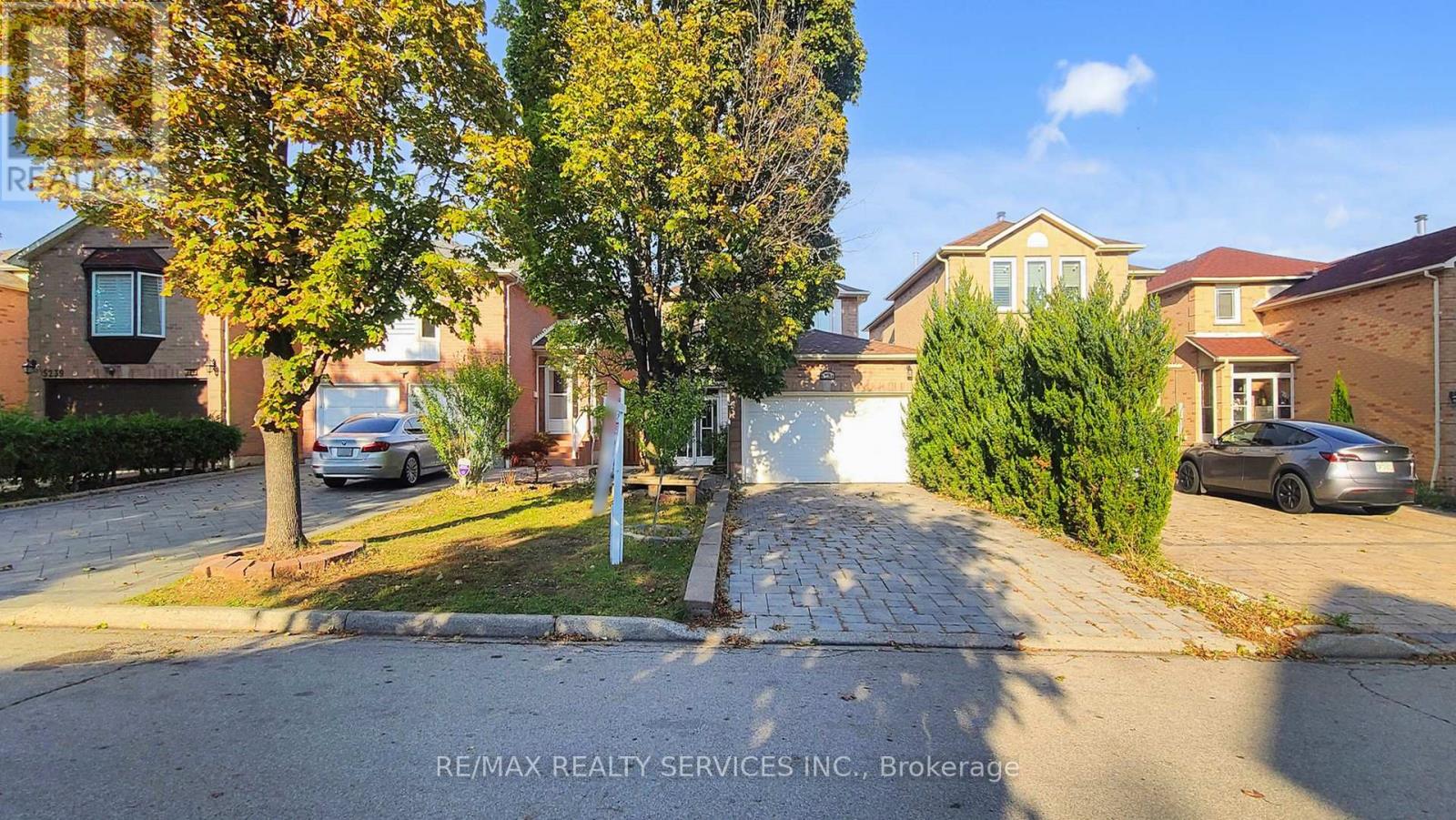 5231 ASTWELL AVENUE, Mississauga, Ontario