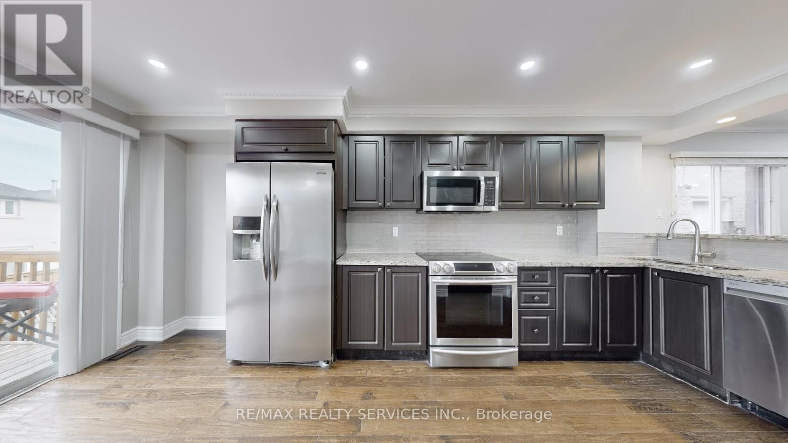 5231 Astwell Avenue, Mississauga, Ontario  L5R 3H8 - Photo 11 - W12477125